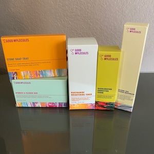 Good Molecules Brightening Kit